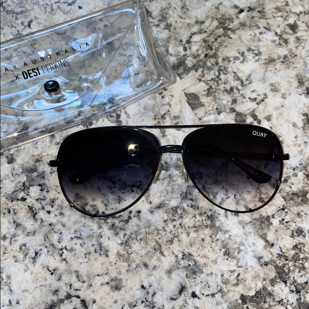 Quay high key black sunglasses